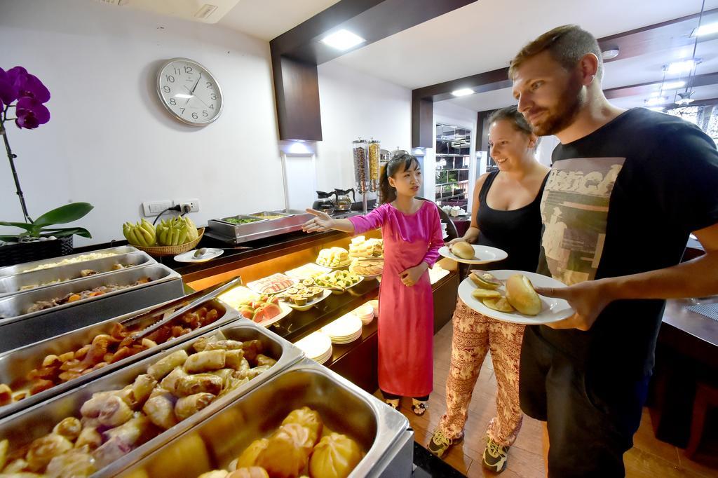 Hanoi Avatar Hotel Bagian luar foto